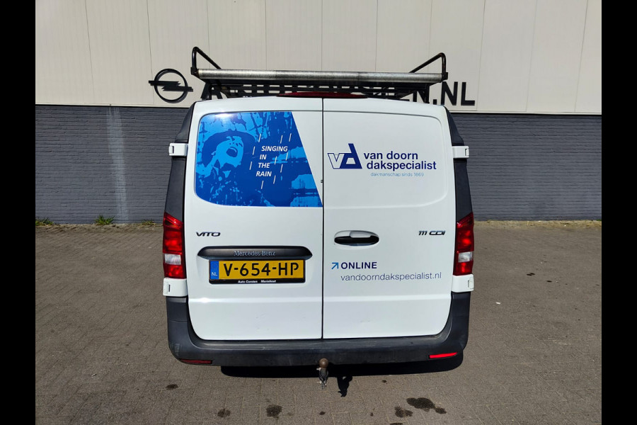 Mercedes-Benz Vito 111 CDI Lang Dubbele Cabine Airco Trekhaak Imperial+Ladderrol Bluetooth Licht/Regen-Sensor Betonplex Vloer Lat om Lat Betimmering Zijschuifdeur Comfort 1e eigenaar! Euro 6