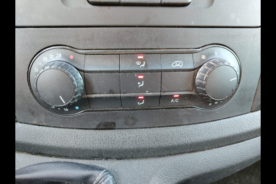 Mercedes-Benz Vito 111 CDI Lang Dubbele Cabine Airco Trekhaak Imperial+Ladderrol Bluetooth Licht/Regen-Sensor Betonplex Vloer Lat om Lat Betimmering Zijschuifdeur Comfort 1e eigenaar! Euro 6