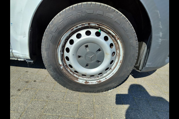 Mercedes-Benz Vito 111 CDI Lang Dubbele Cabine Airco Trekhaak Imperial+Ladderrol Bluetooth Licht/Regen-Sensor Betonplex Vloer Lat om Lat Betimmering Zijschuifdeur Comfort 1e eigenaar! Euro 6