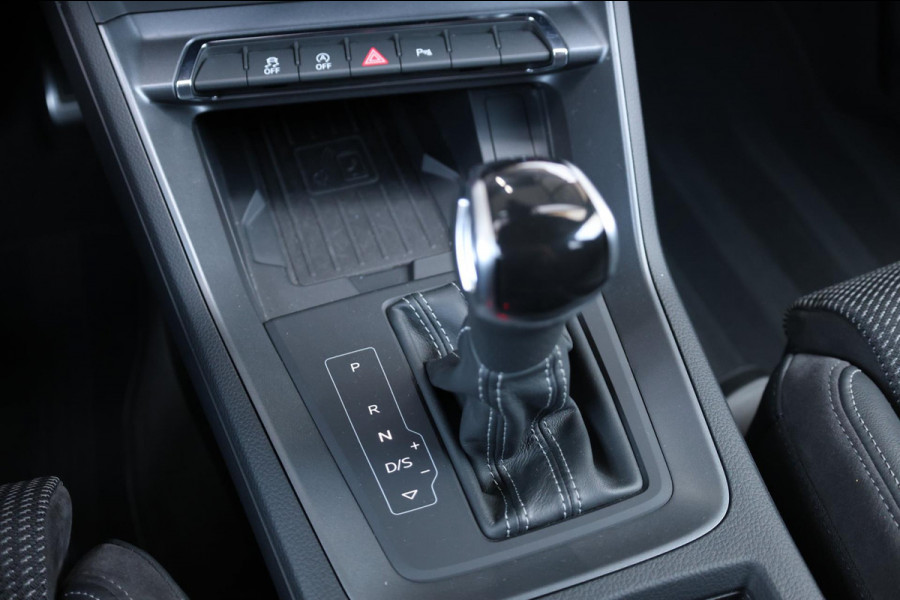 Audi Q3 40 TFSI quattro 3x S-line LED/VIRTUAL/PANO/HALF LEDER+S.VERWARMING/20"LMV/LINE/ACC/12 MND GARANTIE!