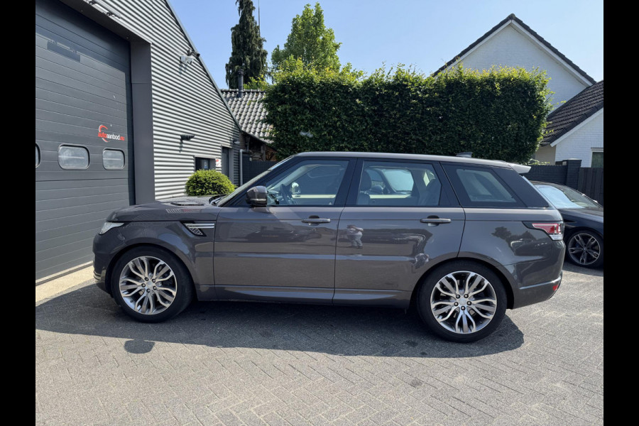 Land Rover Range Rover Sport 3.0 SDV6 HSE | Panoramadak | Camera | 21 Inch Lichtmetalen Velgen | Trekhaak |