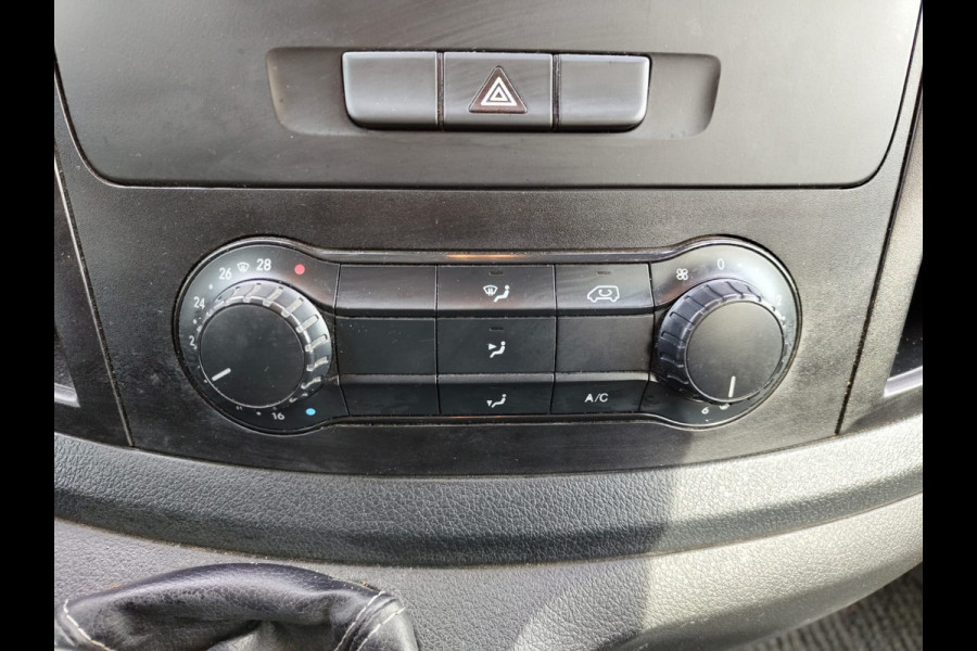 Mercedes-Benz Vito 111 CDI Lang Dubbele Cabine Airco Trekhaak Imperial+Ladderrol Bluetooth Licht/Regen-Sensor Betonplex Vloer Lat om Lat Betimmering Zijschuifdeur Comfort 1e eigenaar! Euro 6