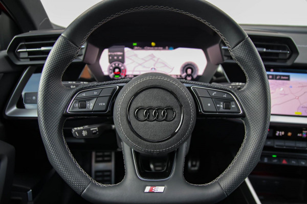 Audi A3 Sportback 40TFSI e PHEV S Edition S line Competition 204pk S-Tronic|Panoramadak|Virtual Cockpit|Supersport Kuipstoelen|B&O