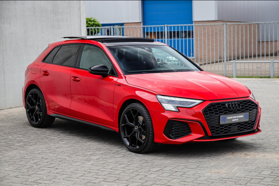 Audi A3 Sportback 40TFSI e PHEV S Edition S line Competition 204pk S-Tronic|Panoramadak|Virtual Cockpit|Supersport Kuipstoelen|B&O