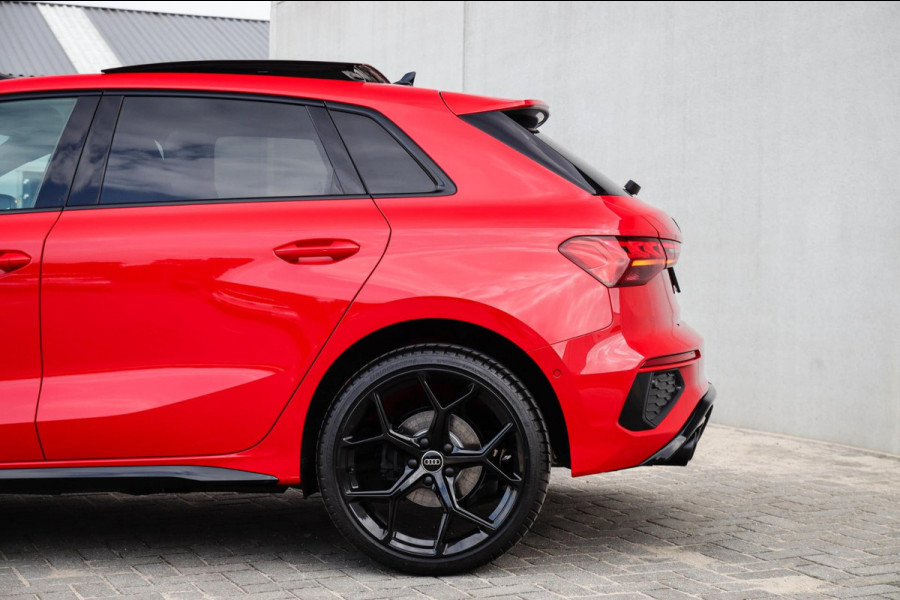 Audi A3 Sportback 40TFSI e PHEV S Edition S line Competition 204pk S-Tronic|Panoramadak|Virtual Cockpit|Supersport Kuipstoelen|B&O