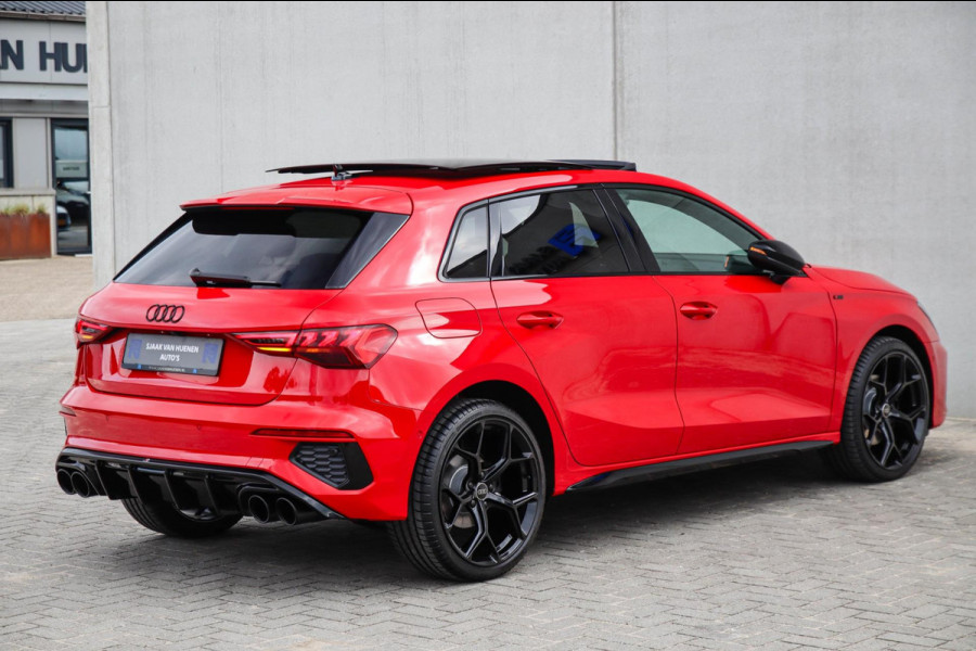 Audi A3 Sportback 40TFSI e PHEV S Edition S line Competition 204pk S-Tronic|Panoramadak|Virtual Cockpit|Supersport Kuipstoelen|B&O