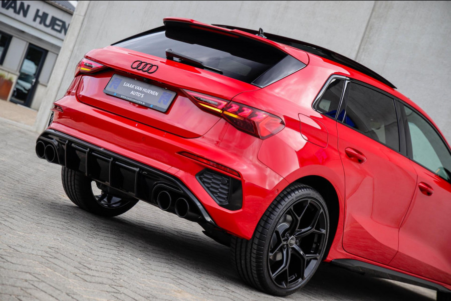 Audi A3 Sportback 40TFSI e PHEV S Edition S line Competition 204pk S-Tronic|Panoramadak|Virtual Cockpit|Supersport Kuipstoelen|B&O
