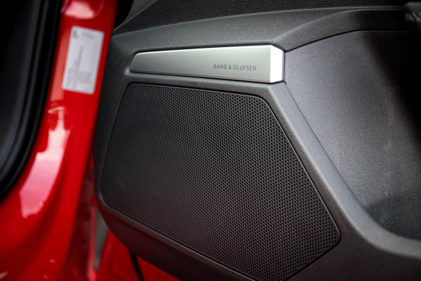 Audi A3 Sportback 40TFSI e PHEV S Edition S line Competition 204pk S-Tronic|Panoramadak|Virtual Cockpit|Supersport Kuipstoelen|B&O