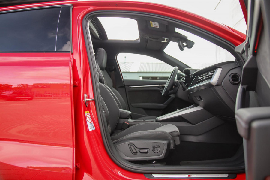 Audi A3 Sportback 40TFSI e PHEV S Edition S line Competition 204pk S-Tronic|Panoramadak|Virtual Cockpit|Supersport Kuipstoelen|B&O