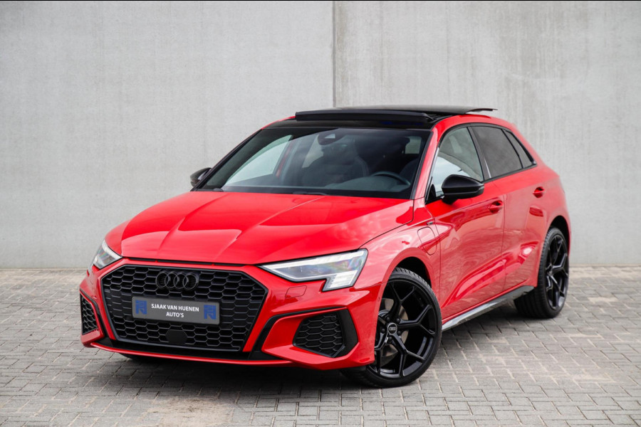 Audi A3 Sportback 40TFSI e PHEV S Edition S line Competition 204pk S-Tronic|Panoramadak|Virtual Cockpit|Supersport Kuipstoelen|B&O