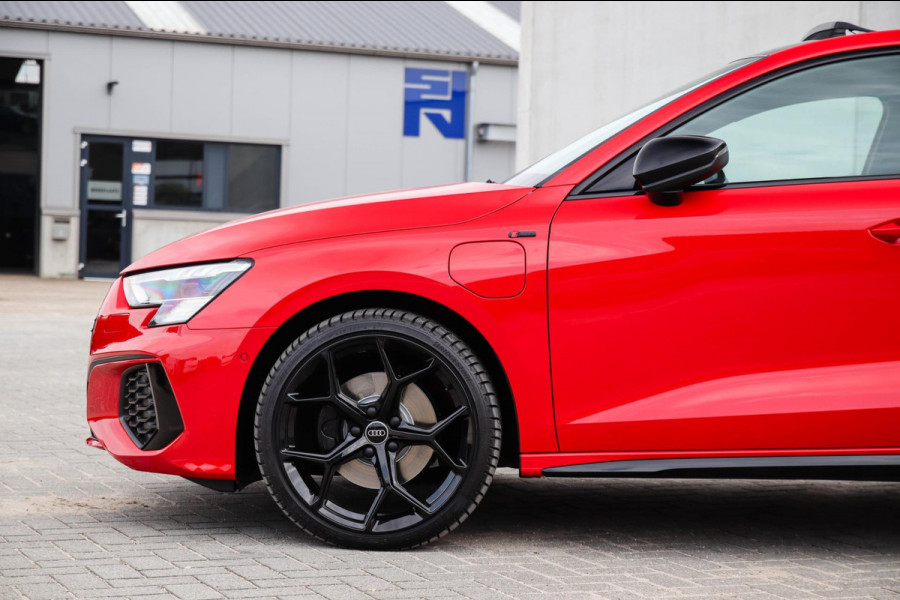 Audi A3 Sportback 40TFSI e PHEV S Edition S line Competition 204pk S-Tronic|Panoramadak|Virtual Cockpit|Supersport Kuipstoelen|B&O