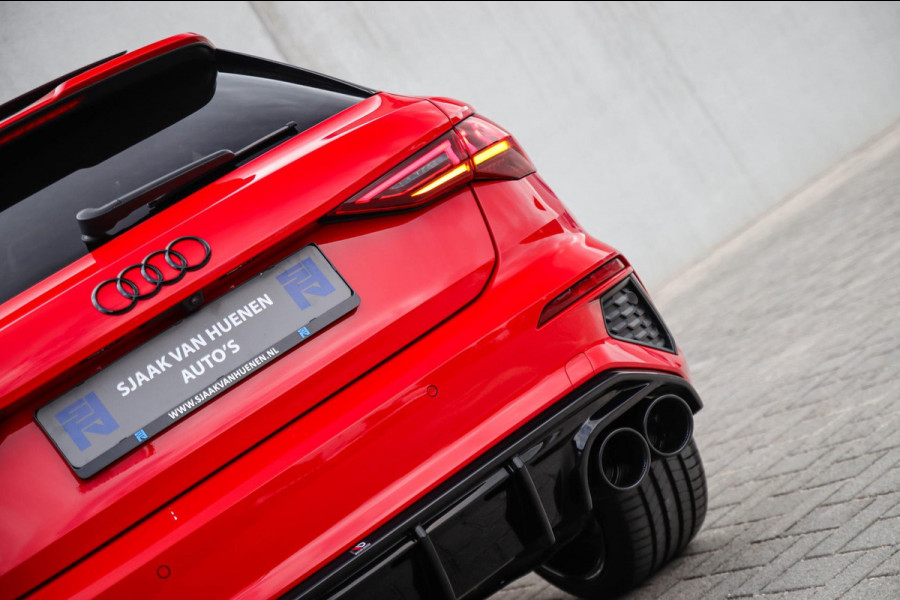 Audi A3 Sportback 40TFSI e PHEV S Edition S line Competition 204pk S-Tronic|Panoramadak|Virtual Cockpit|Supersport Kuipstoelen|B&O