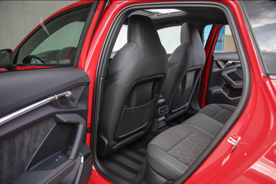 Audi A3 Sportback 40TFSI e PHEV S Edition S line Competition 204pk S-Tronic|Panoramadak|Virtual Cockpit|Supersport Kuipstoelen|B&O