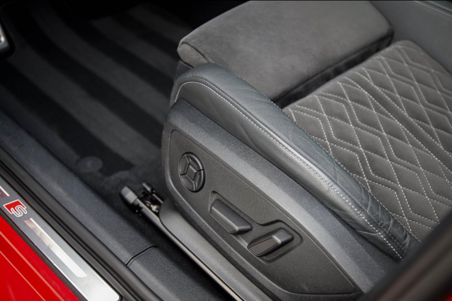 Audi A3 Sportback 40TFSI e PHEV S Edition S line Competition 204pk S-Tronic|Panoramadak|Virtual Cockpit|Supersport Kuipstoelen|B&O