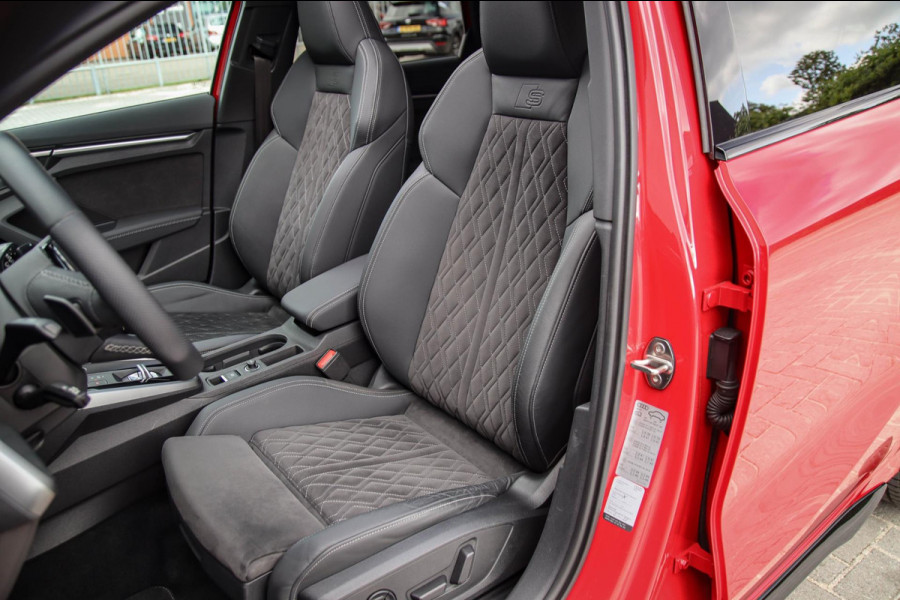 Audi A3 Sportback 40TFSI e PHEV S Edition S line Competition 204pk S-Tronic|Panoramadak|Virtual Cockpit|Supersport Kuipstoelen|B&O