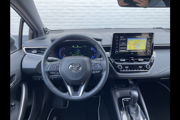 Toyota Corolla Touring Sports 2.0 Hybrid Team D | CarPlay | Camera | JBL | ACC | LED | Keyless | 17 inch
