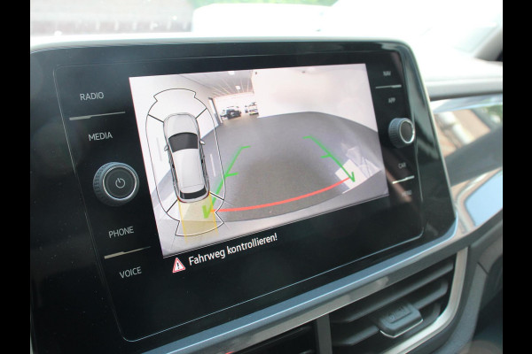 Volkswagen T-Roc 1.5 TSI 150pk DSG Style Navigatie Apple Carplay/Android Auto Digitale Cockpit Climate Control Lichtmetalen velgen