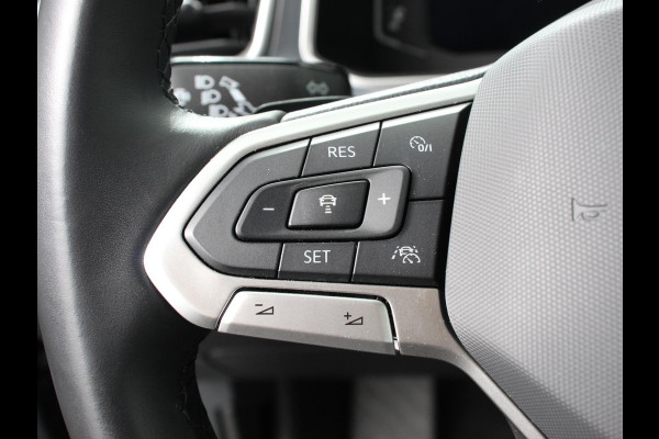 Volkswagen T-Roc 1.5 TSI 150pk DSG Style Navigatie Apple Carplay/Android Auto Digitale Cockpit Climate Control Lichtmetalen velgen