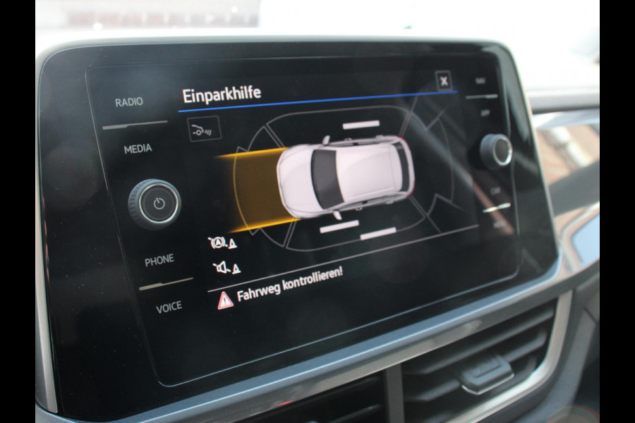 Volkswagen T-Roc 1.5 TSI 150pk DSG Style Navigatie Apple Carplay/Android Auto Digitale Cockpit Climate Control Lichtmetalen velgen
