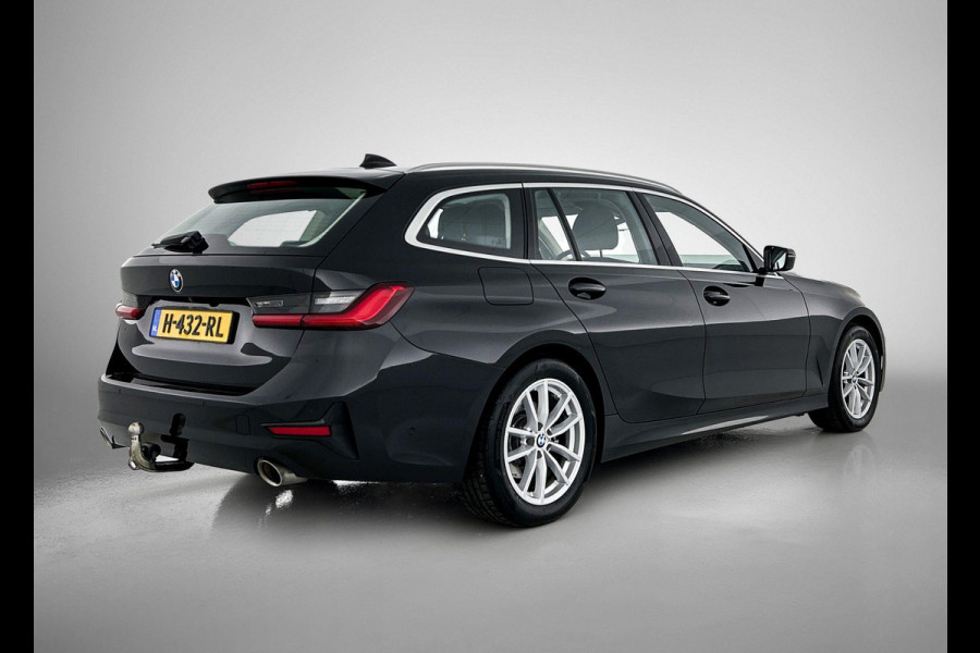 BMW 3 Serie Touring 320i Executive Edition(1e Eig, NL-auto, Dealer onderH, Navi Prof, StoelV, Sportstoelen, Parkeerhulp, Etc)