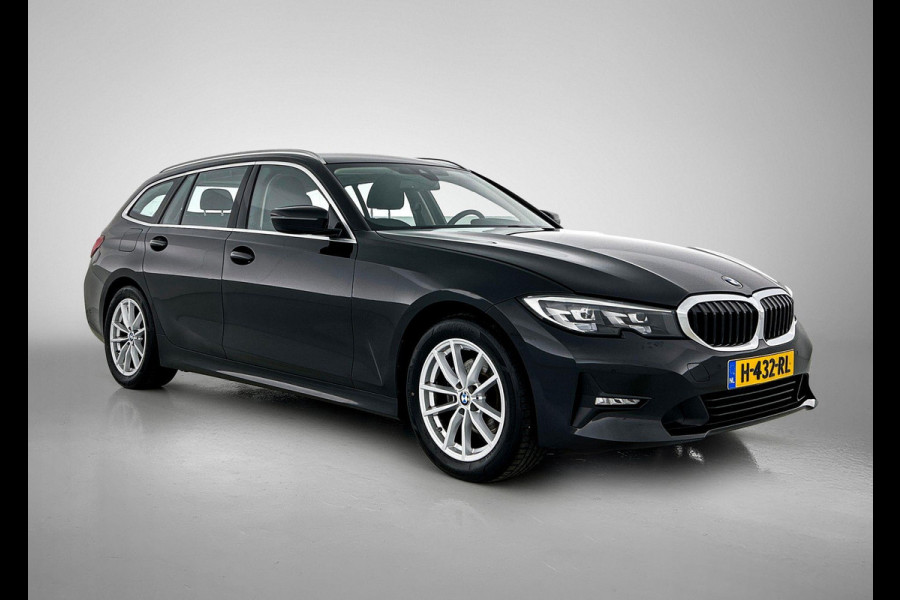 BMW 3 Serie Touring 320i Executive Edition(1e Eig, NL-auto, Dealer onderH, Navi Prof, StoelV, Sportstoelen, Parkeerhulp, Etc)