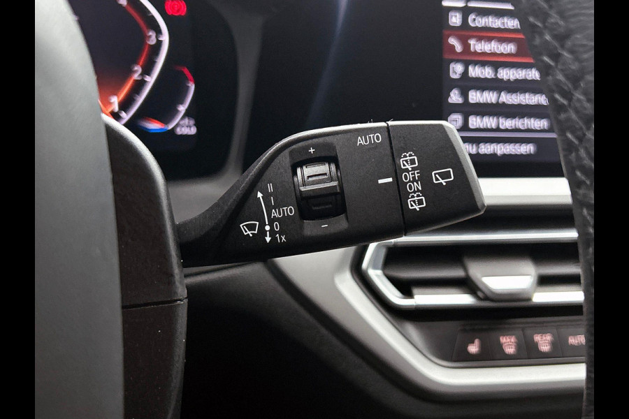 BMW 3 Serie Touring 320i Executive Edition(1e Eig, NL-auto, Dealer onderH, Navi Prof, StoelV, Sportstoelen, Parkeerhulp, Etc)