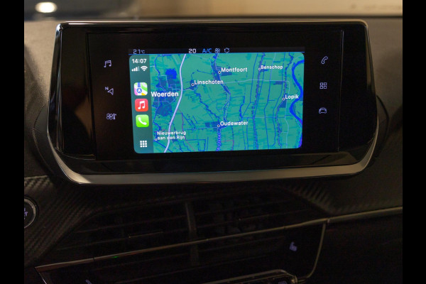 Peugeot 2008 1.2 PureTech Blue Lease Active / 131pk / Trekhaak / Stoelverwarming / Apple CarPlay /