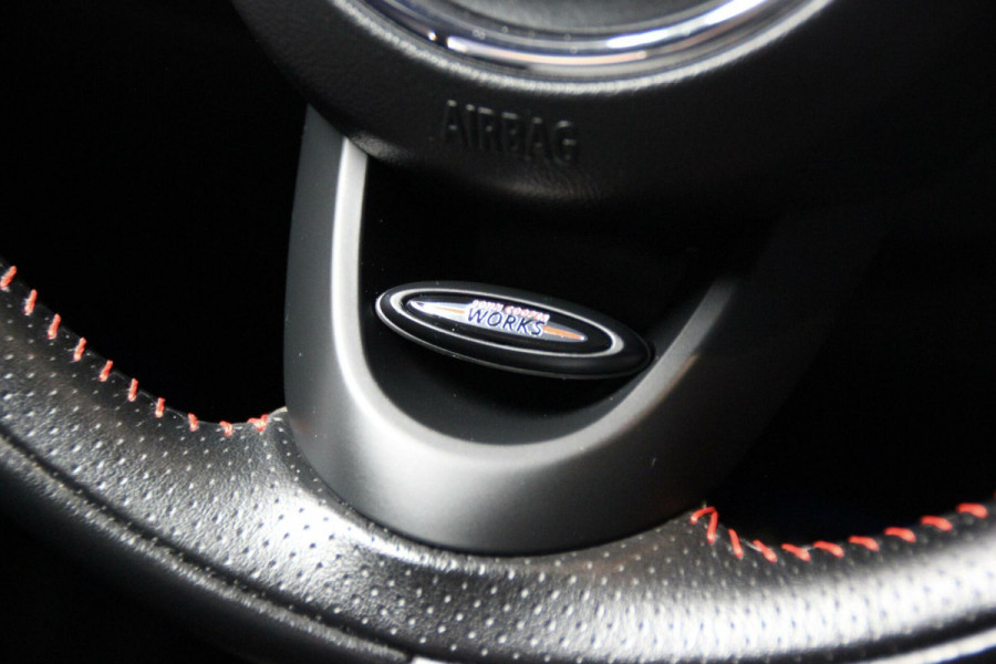 MINI Countryman 2.0 Cooper S JCW Automaat 192 PK Facelift |PANORAMADAK, CARPLAY, STOELVERWARMING, HUD, TREKHAAK, HARMAN/KARDON, PDC, LED|