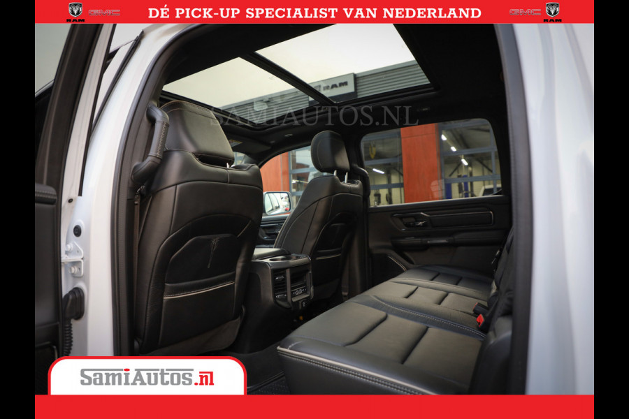 Dodge Ram 1500 Limited Night | 5.7 V8 Hemi Full Option | Comfortabele Dubbele Cabine met Royale 5 Zitplaatsen | De Meest Luxe en Volle Pick-Up in zijn Klasse | BPM vrij | Nu Leverbaar uit Voorraad | Voorraad Nr v45lpr