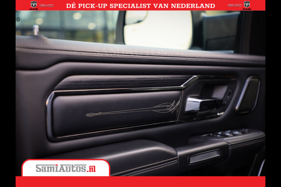 Dodge Ram 1500 Limited Night | 5.7 V8 Hemi Full Option | Comfortabele Dubbele Cabine met Royale 5 Zitplaatsen | De Meest Luxe en Volle Pick-Up in zijn Klasse | BPM vrij | Nu Leverbaar uit Voorraad | Voorraad Nr v45lpr