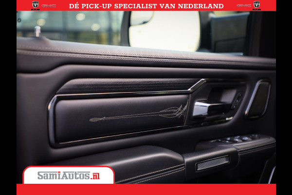 Dodge Ram 1500 Limited Night | 5.7 V8 Hemi Full Option | Comfortabele Dubbele Cabine met Royale 5 Zitplaatsen | De Meest Luxe en Volle Pick-Up in zijn Klasse | BPM vrij | Nu Leverbaar uit Voorraad | Voorraad Nr v45lpr