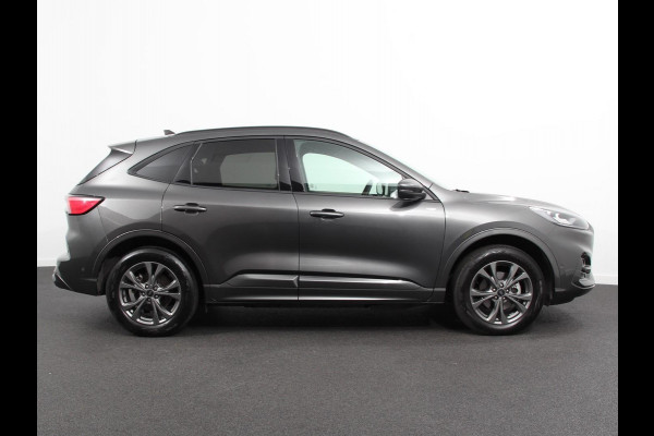 Ford Kuga 2.5 PHEV 225pk ST-Line X | Navigatie | Apple Carplay/Android Auto | Parkeersensoren | Camera | Adaptive Cruise Control | Blind Spot Assist | Elektrische achterklep | Stuurverwarming | Park Assist | LED-koplampen |