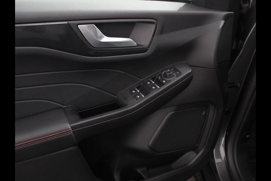 Ford Kuga 2.5 PHEV 225pk ST-Line X | Navigatie | Apple Carplay/Android Auto | Parkeersensoren | Camera | Adaptive Cruise Control | Blind Spot Assist | Elektrische achterklep | Stuurverwarming | Park Assist | LED-koplampen |