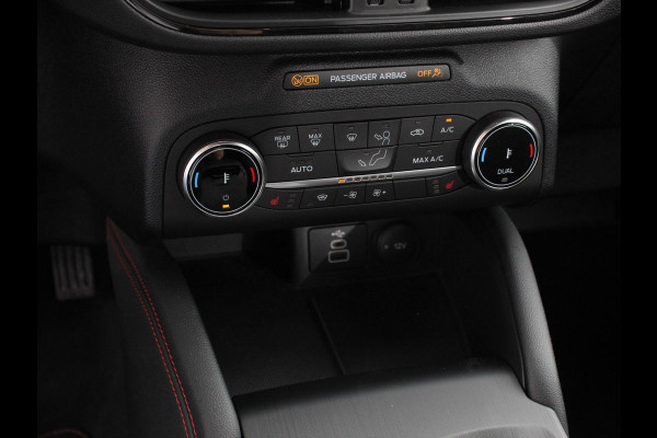 Ford Kuga 2.5 PHEV 225pk ST-Line X | Navigatie | Apple Carplay/Android Auto | Parkeersensoren | Camera | Adaptive Cruise Control | Blind Spot Assist | Elektrische achterklep | Stuurverwarming | Park Assist | LED-koplampen |