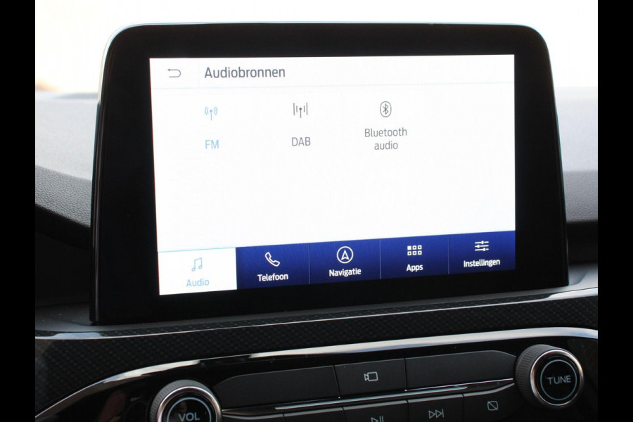 Ford Kuga 2.5 PHEV 225pk ST-Line X | Navigatie | Apple Carplay/Android Auto | Parkeersensoren | Camera | Adaptive Cruise Control | Blind Spot Assist | Elektrische achterklep | Stuurverwarming | Park Assist | LED-koplampen |