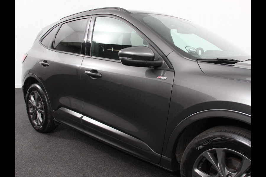 Ford Kuga 2.5 PHEV 225pk ST-Line X | Navigatie | Apple Carplay/Android Auto | Parkeersensoren | Camera | Adaptive Cruise Control | Blind Spot Assist | Elektrische achterklep | Stuurverwarming | Park Assist | LED-koplampen |