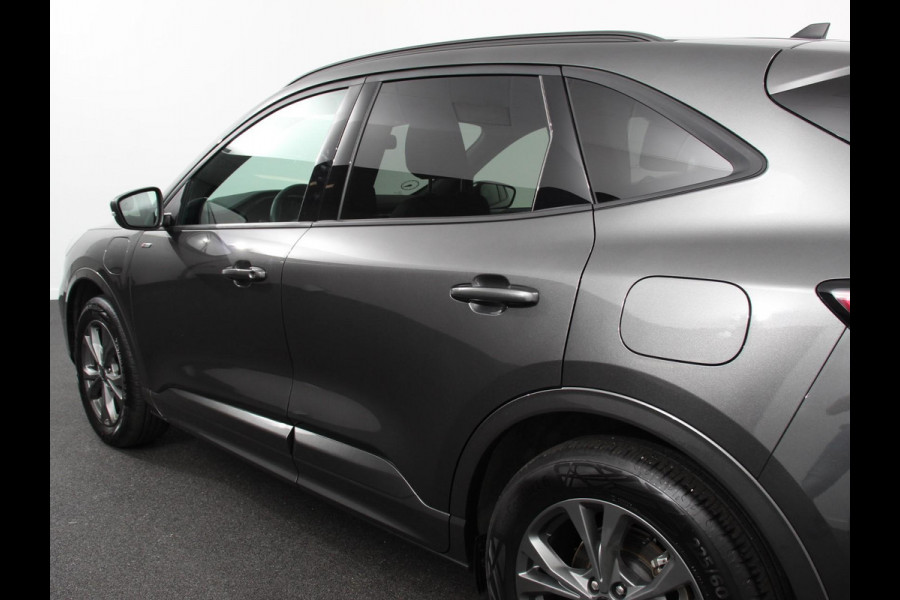 Ford Kuga 2.5 PHEV 225pk ST-Line X | Navigatie | Apple Carplay/Android Auto | Parkeersensoren | Camera | Adaptive Cruise Control | Blind Spot Assist | Elektrische achterklep | Stuurverwarming | Park Assist | LED-koplampen |