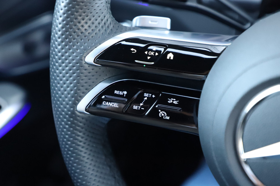 Mercedes-Benz GLC 300e AMG 4-Matic Aut9 | 313PK | Massage | Pano | Head-up | Keyles-go | Stoelkoeling | Digital-light | Stuurwielverw. | Air-balan