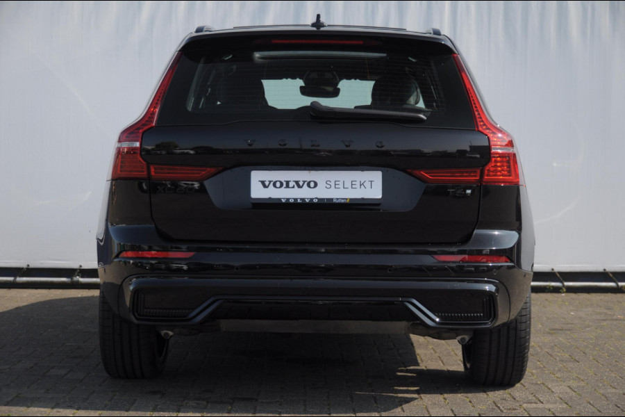 Volvo XC60 T6 350PK Automaat Plus Black Edition Adaptieve cruise control / BLIS / Pakeersensoren met camera / Elektrische stoelen / Navigatie / 360 Camera / Head-up Display / Panoramadak / Bowers & Wilkins / 21'' Velgen /