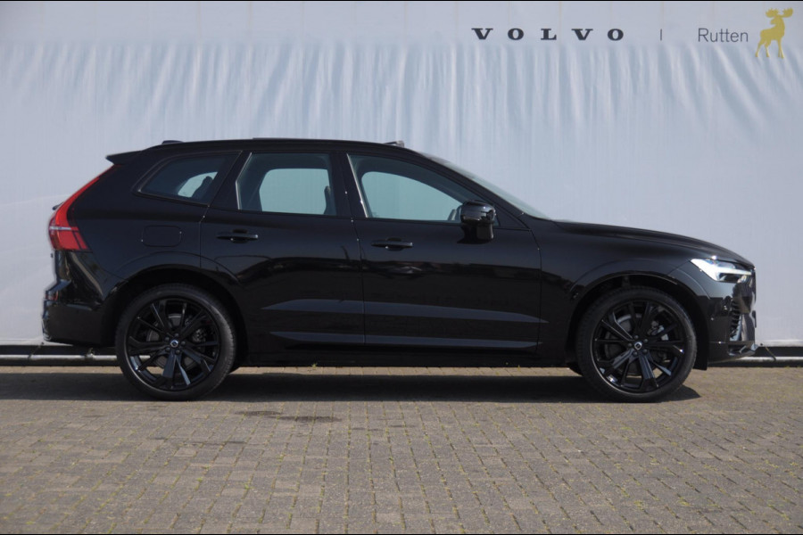 Volvo XC60 T6 350PK Automaat Plus Black Edition Adaptieve cruise control / BLIS / Pakeersensoren met camera / Elektrische stoelen / Navigatie / 360 Camera / Head-up Display / Panoramadak / Bowers & Wilkins / 21'' Velgen /