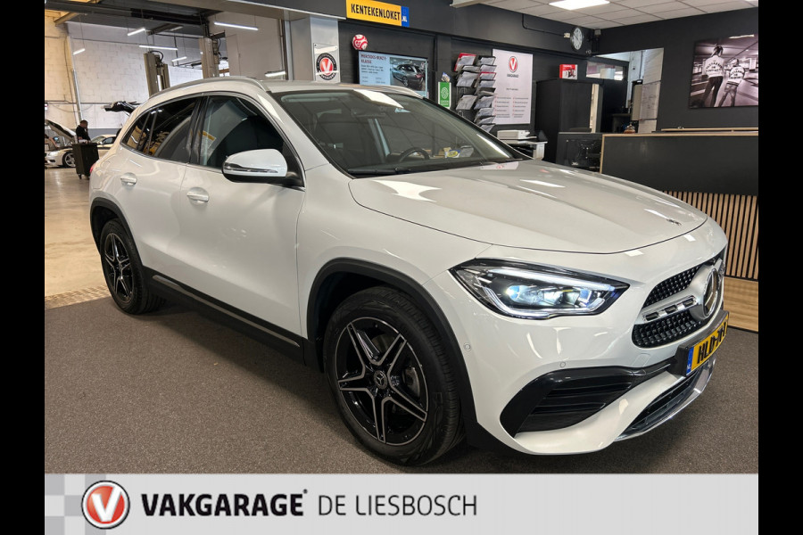 Mercedes-Benz GLA 250 e AMG Line / camera / Navigatie / sfeer verlichting / led verlichting