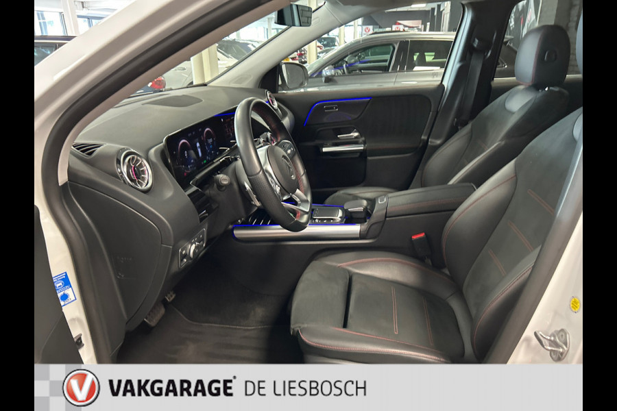 Mercedes-Benz GLA 250 e AMG Line / camera / Navigatie / sfeer verlichting / led verlichting