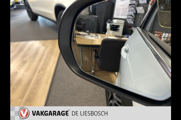 Mercedes-Benz GLA 250 e AMG Line / camera / Navigatie / sfeer verlichting / led verlichting