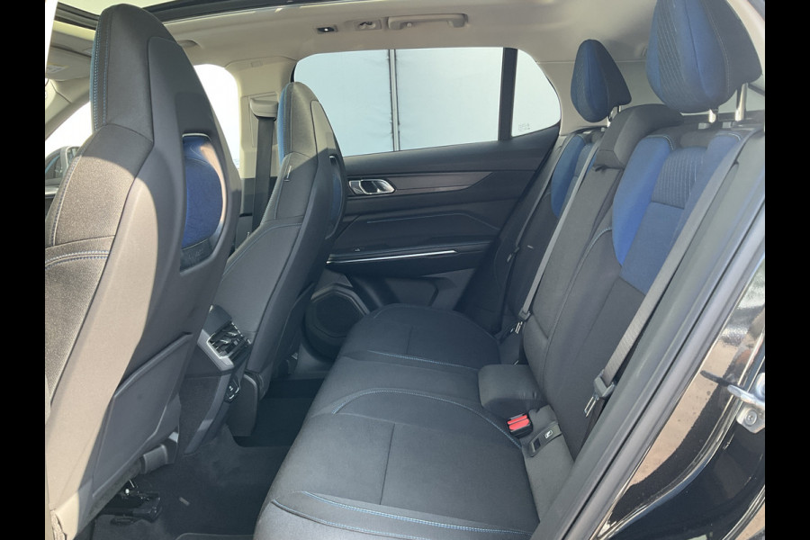 Lynk & Co 01 1.5 262PK PHEV Caplay 360°Cam Stoellverw. Pano.dak Plug-in