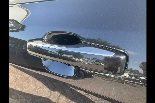 Lynk & Co 01 1.5 262PK PHEV Caplay 360°Cam Stoellverw. Pano.dak Plug-in