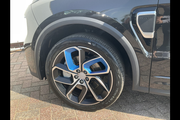 Lynk & Co 01 1.5 262PK PHEV Caplay 360°Cam Stoellverw. Pano.dak Plug-in