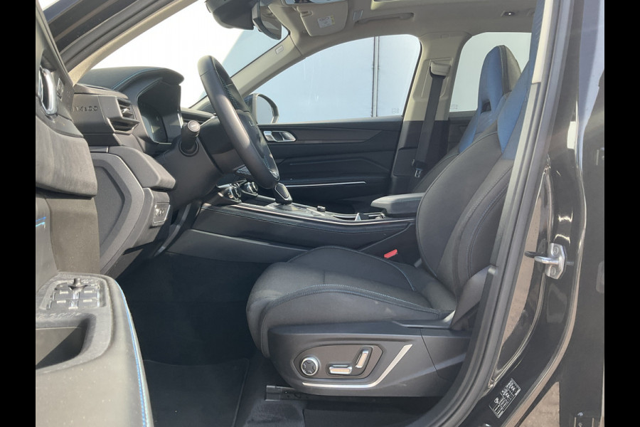Lynk & Co 01 1.5 262PK PHEV Caplay 360°Cam Stoellverw. Pano.dak Plug-in