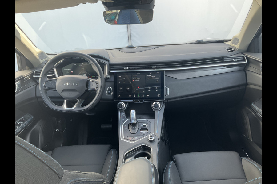Lynk & Co 01 1.5 262PK PHEV Caplay 360°Cam Stoellverw. Pano.dak Plug-in