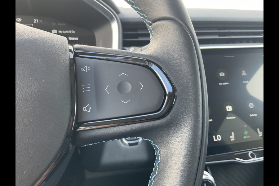 Lynk & Co 01 1.5 262PK PHEV Caplay 360°Cam Stoellverw. Pano.dak Plug-in