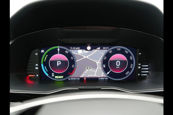 Škoda Superb Combi 1.4 TSI iV Laurin & Klement Plug in Hybrid 218pk PHEV | Trekhaak af Fabriek | Panodak | Carplay |  Lederen Stoelen Memory/Massage | Adaptive Cruise | Sfeerverlichting | 360 Camera | Crystal LED | Virtual | Premium Audio | DAB |